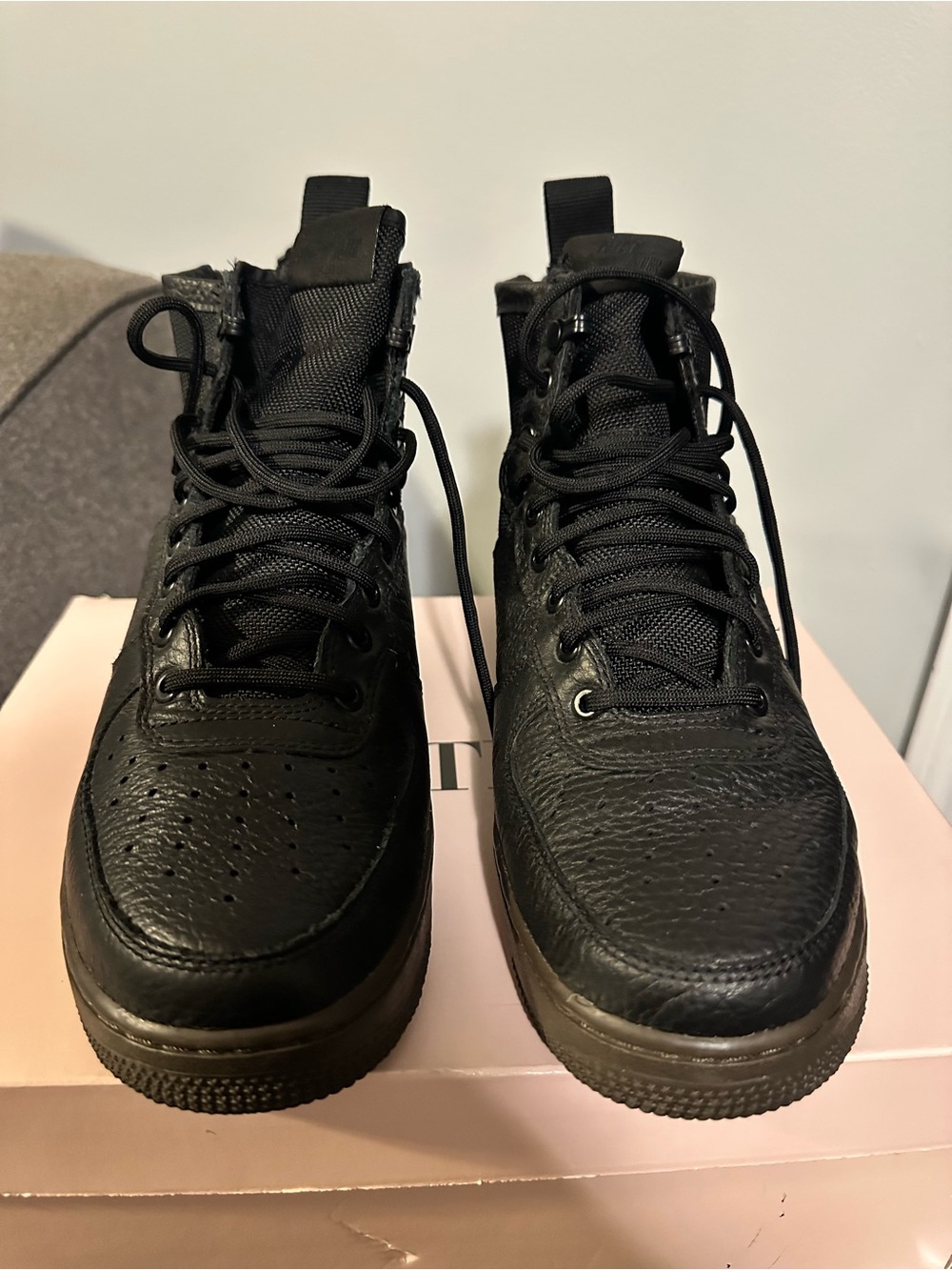 Men's Black High-Top Textured Leather Sneakers